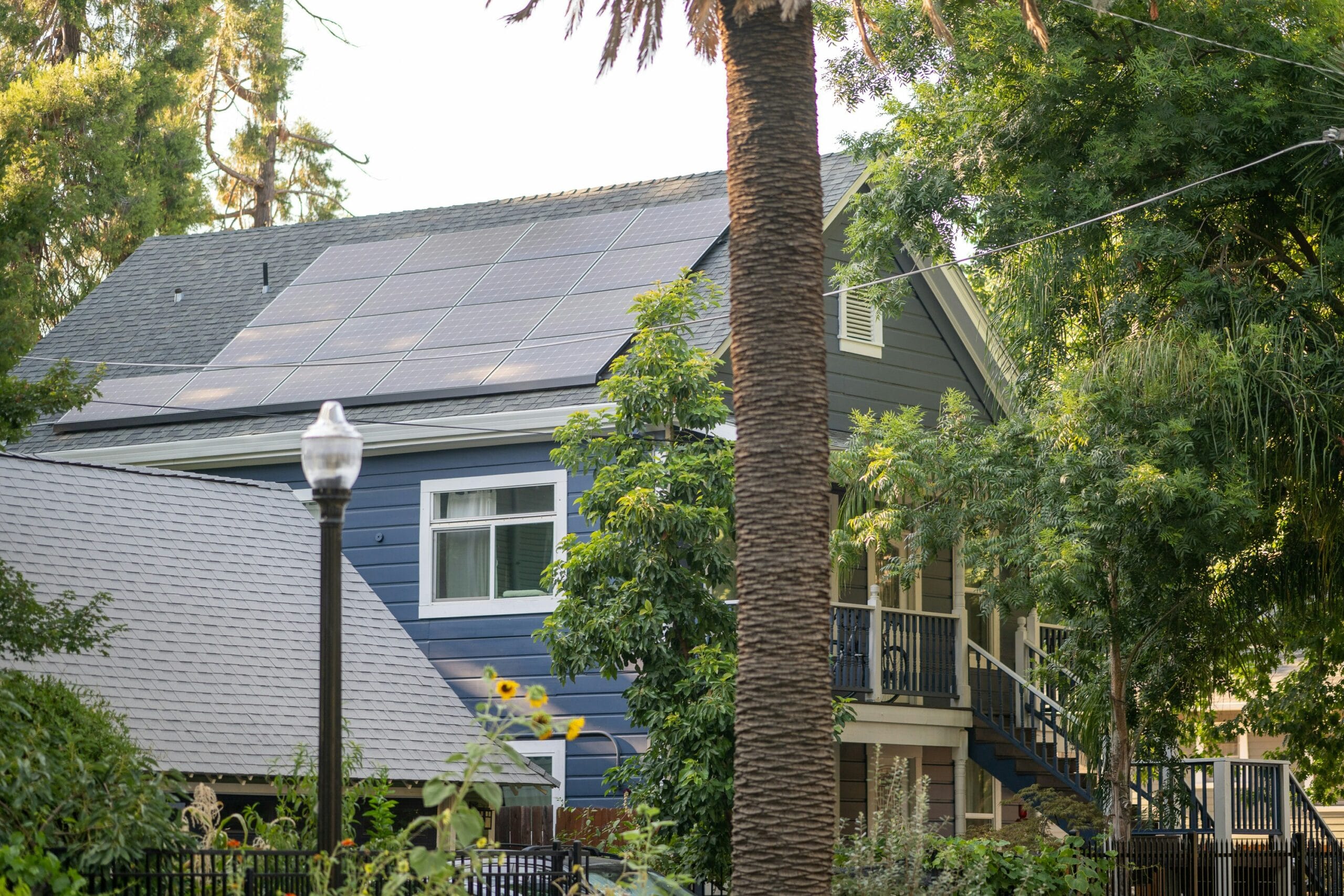 Does Running Appliances at Night Really Save Energy?