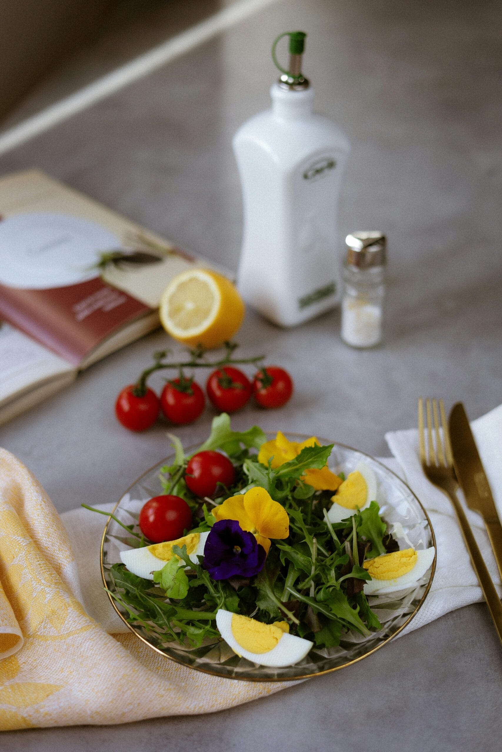 Can You Lose Belly Fat by Eating Only Salads?