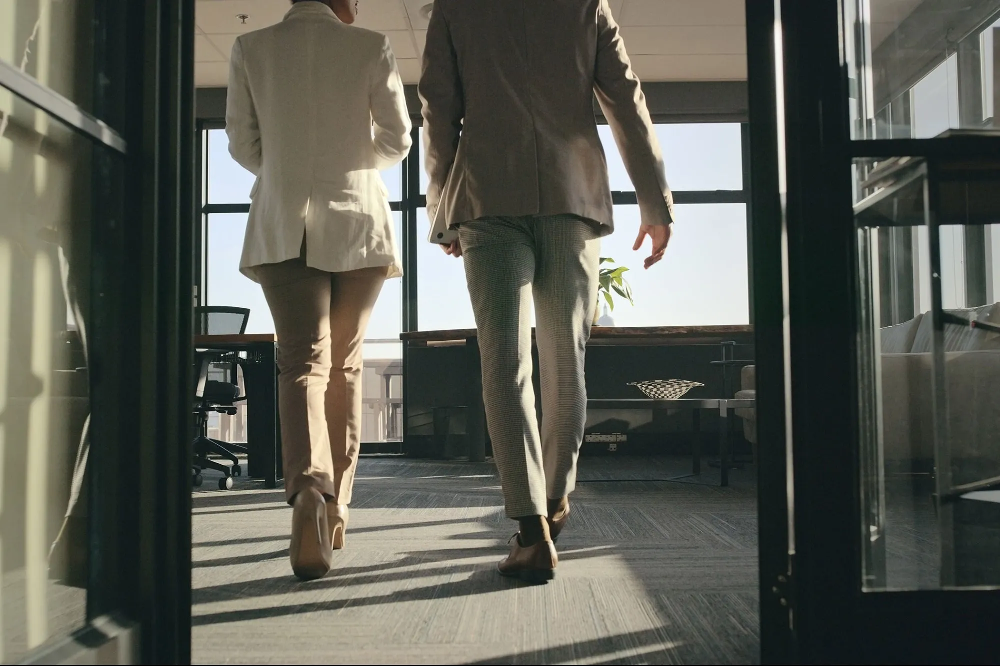 Walk Into Your Next Client Meeting Armed With These 4 Principles, And Leave With a Paying Client