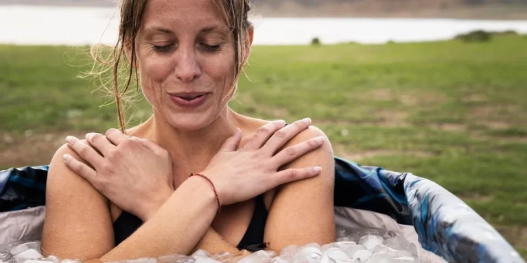 Cold Plunge Facts – HealthyWomen