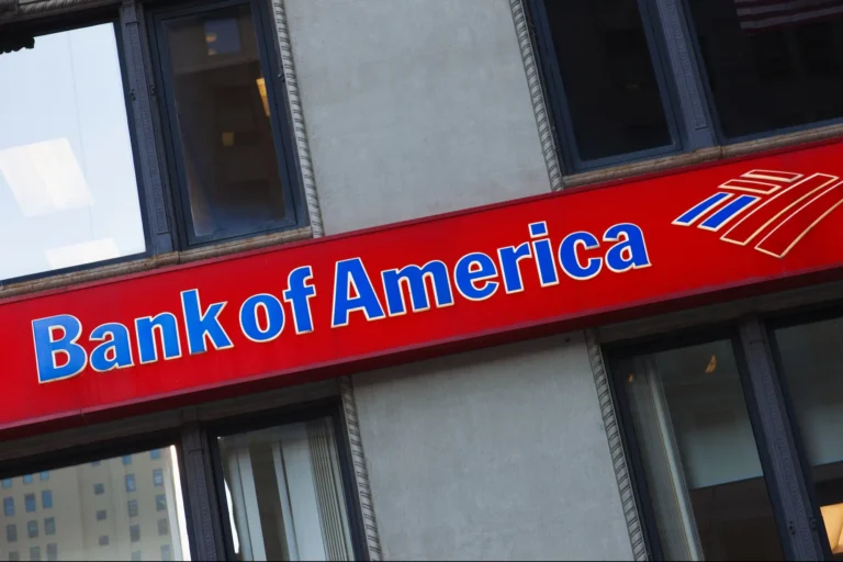 What Is Middle Income in the US? Bank of America Data