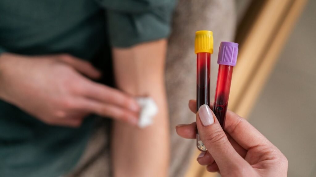 Experimental Blood Test Detects Early Stage, Polyps